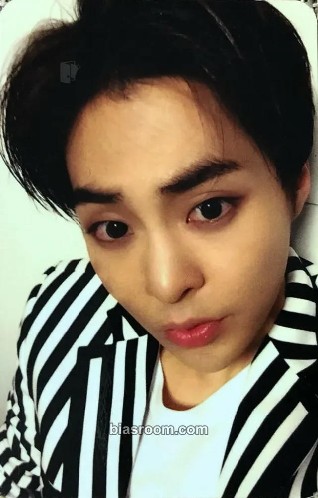 Xiumin - Love Me Right (Ver.K)