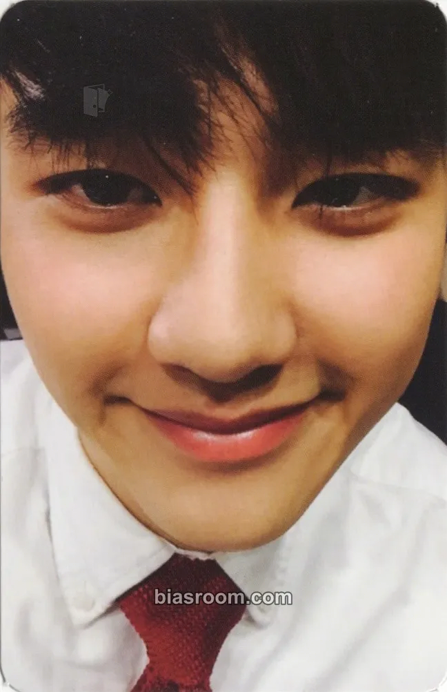 D.O. Love Me Right Photocard - EXO - EXO K-pop photocard