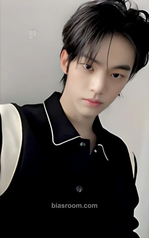 Dohoon SUMMER BEAT! Photocard - TWS - TWS K-pop photocard