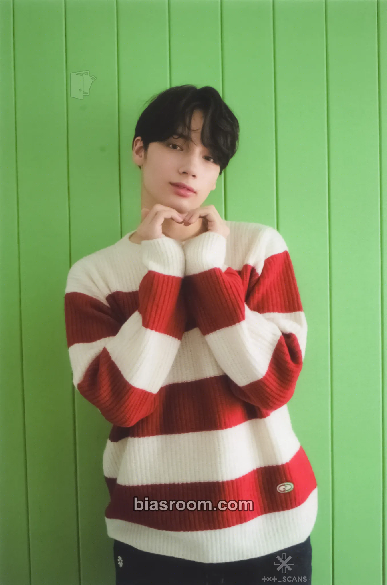 Huening Kai Minisode 1: Blue Hour Photocard - TOMORROW X TOGETHER - TOMORROW X TOGETHER K-pop photocard