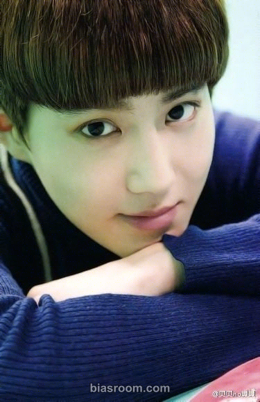 Suho Love Me Right ~romantic universe~ Photocard - EXO - EXO K-pop photocard