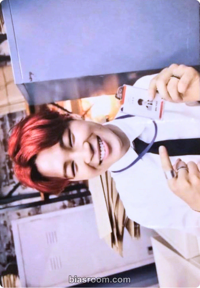 Jimin The Most Beautiful Moment in Life Pt.1 Photocard - BTS - BTS K-pop photocard