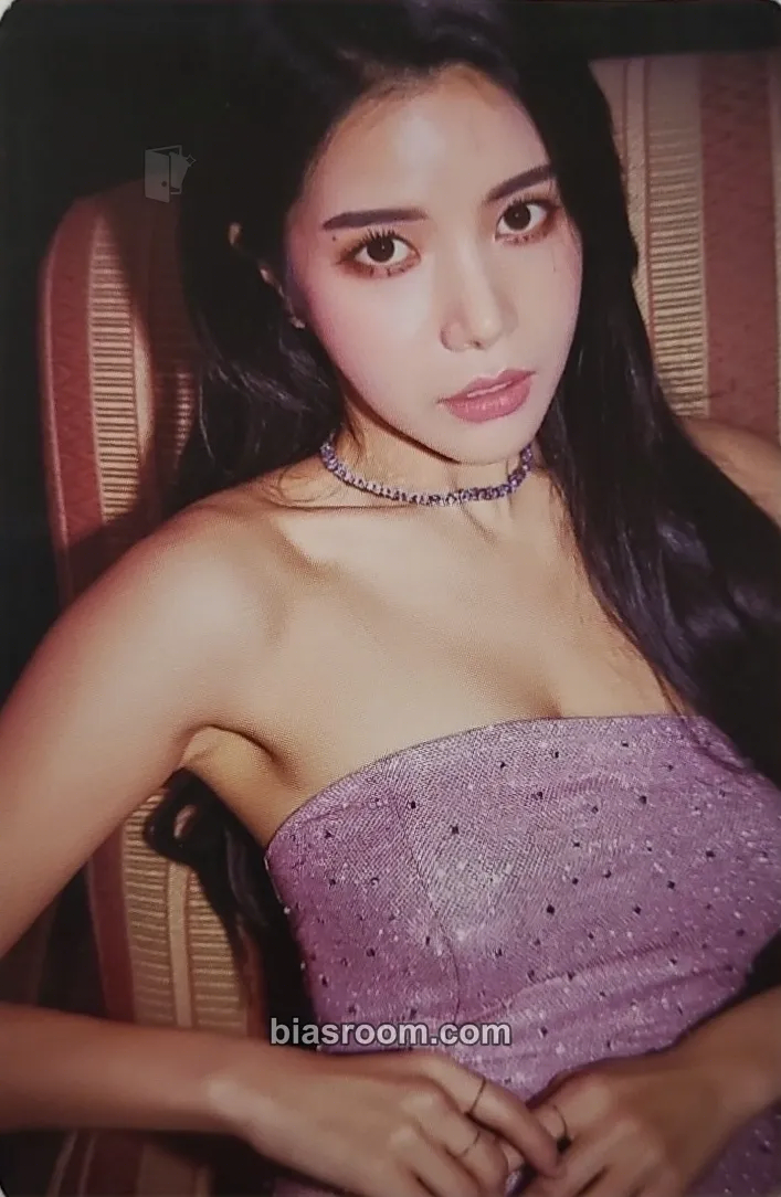 Solar White Wind Photocard - MAMAMOO - MAMAMOO K-pop photocard