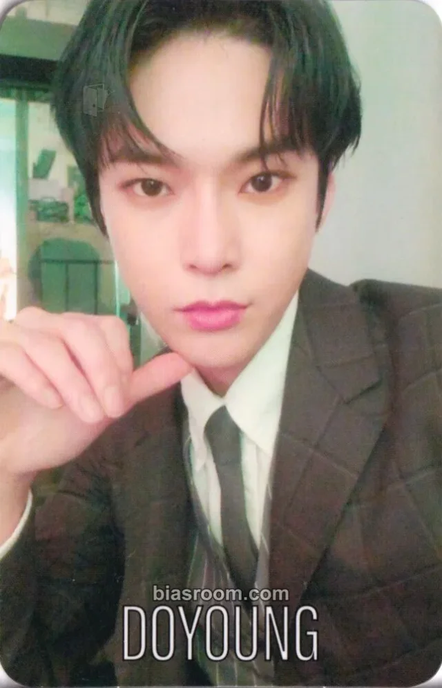 NCT 127 - Doyoung - Loveholic Album