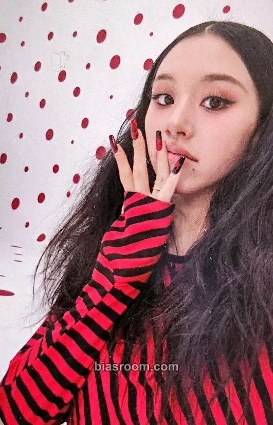 Chaeyoung LIL FANTASY Vol.1 Photocard - TWICE - TWICE K-pop photocard