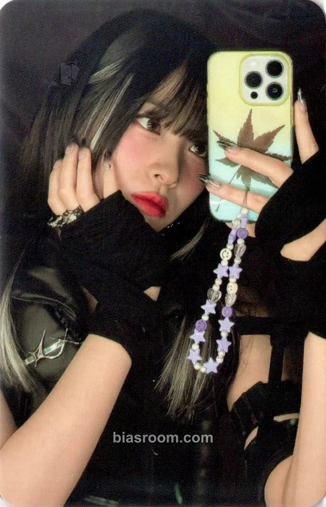 Ryujin BORN TO BE Photocard - ITZY - ITZY K-pop photocard