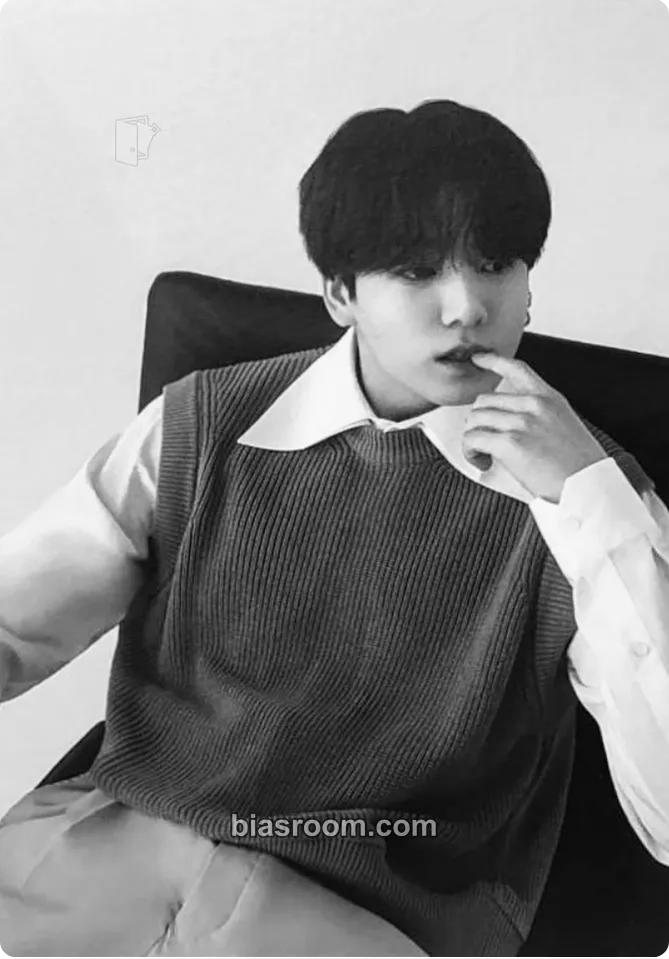Jungkook MONOCHROME Photocard - BTS - BTS K-pop photocard