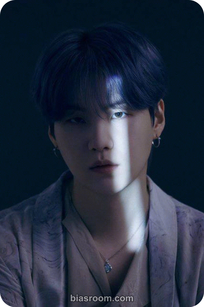 SUGA MONOCHROME Photocard - BTS - BTS K-pop photocard