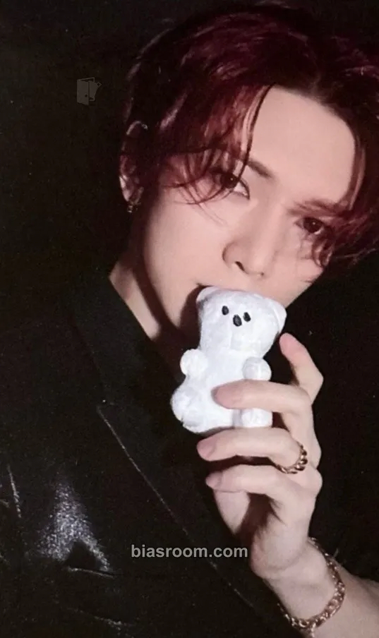 Yeosang GOLDEN HOUR : Part.3 'In Your Fantasy Edition' Photocard - ATEEZ - ATEEZ K-pop photocard