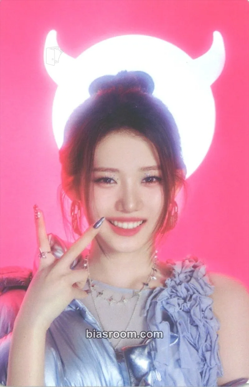 Rora DRIP Photocard - BABYMONSTER - BABYMONSTER K-pop photocard