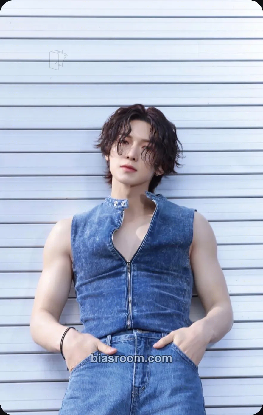 Yeosang GOLDEN HOUR : Part.3 Photocard - ATEEZ - ATEEZ K-pop photocard