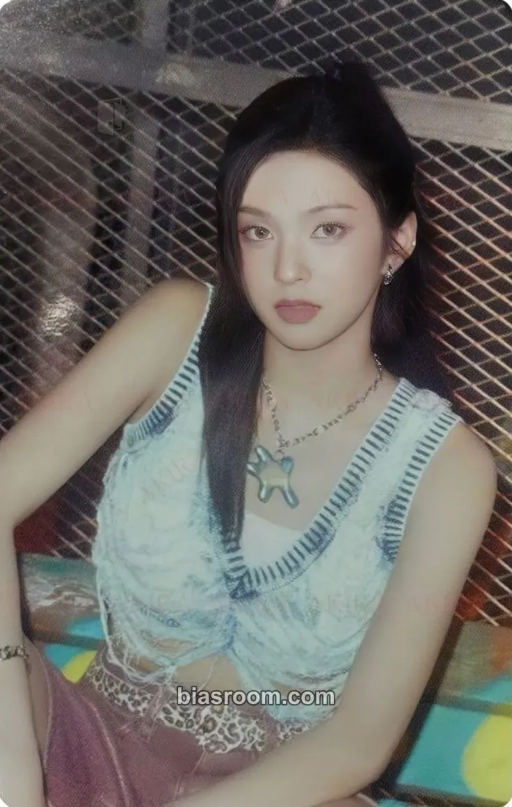 Chiquita DRIP Photocard - BABYMONSTER - BABYMONSTER K-pop photocard