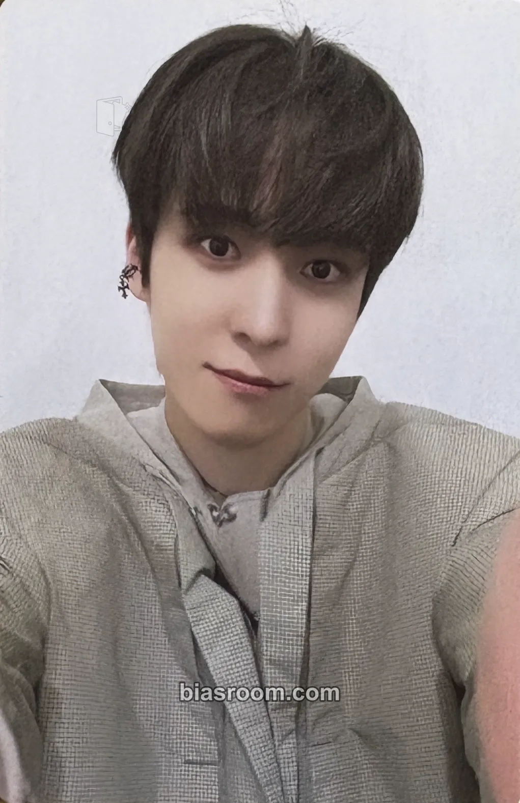 Yunho GOLDEN HOUR : Part.1 Photocard - ATEEZ - ATEEZ K-pop photocard