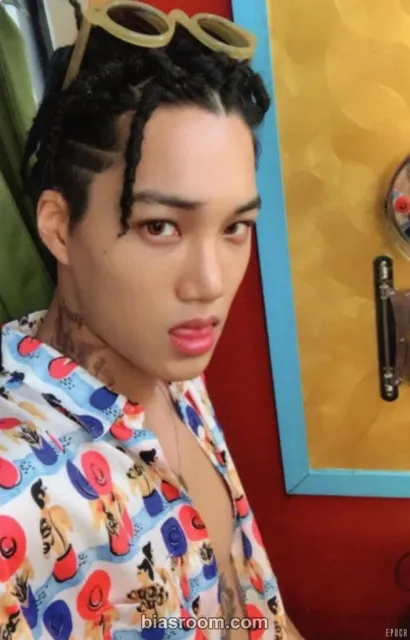 Kai - The War (Regular B Ver.)