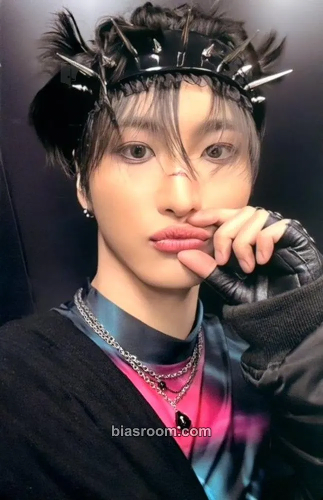Seonghwa THE WORLD EP.FIN : WILL Photocard - ATEEZ - ATEEZ K-pop photocard