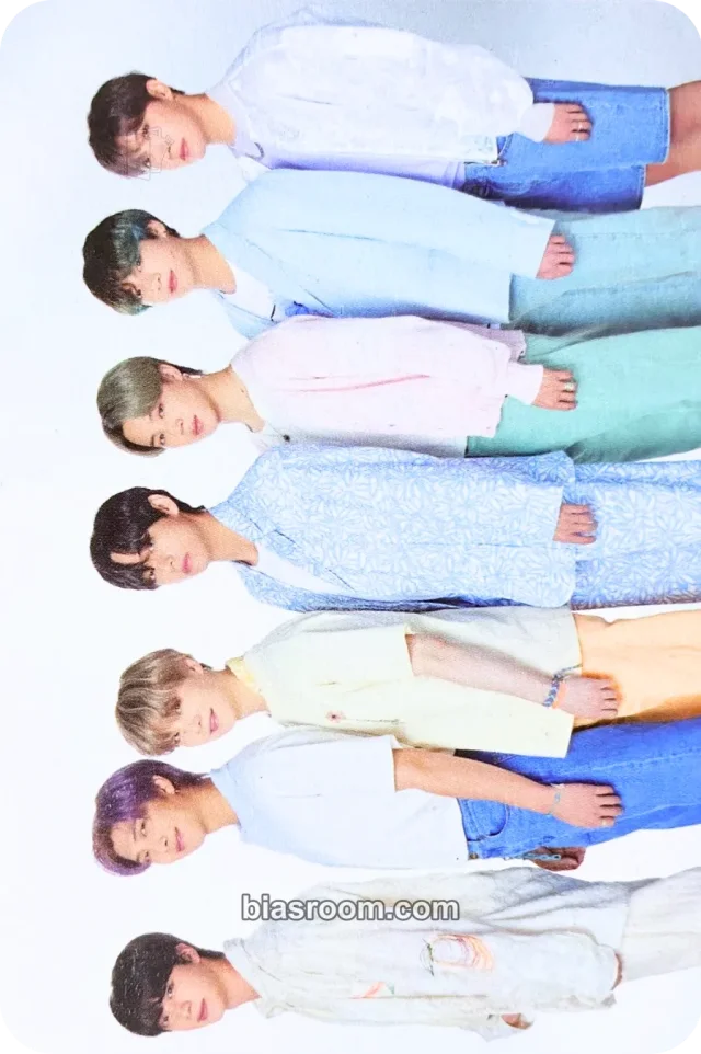 BTS - BTS Pop-Up: Map Of The Soul Showcase Event merch photocard photo stand