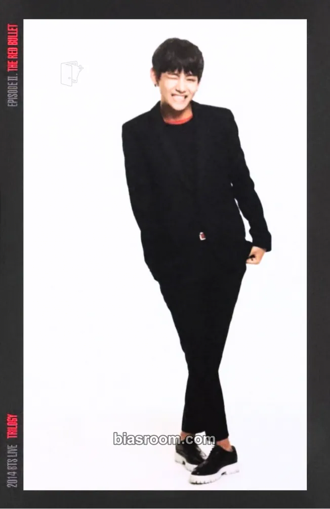 V BTS Live Trilogy Episode II: The Red Bullet Photocard - BTS - BTS K-pop photocard
