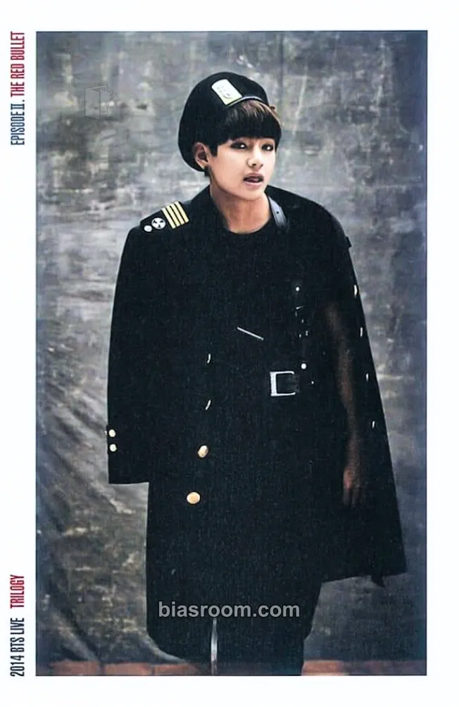 V BTS Live Trilogy Episode II: The Red Bullet Photocard - BTS - BTS K-pop photocard