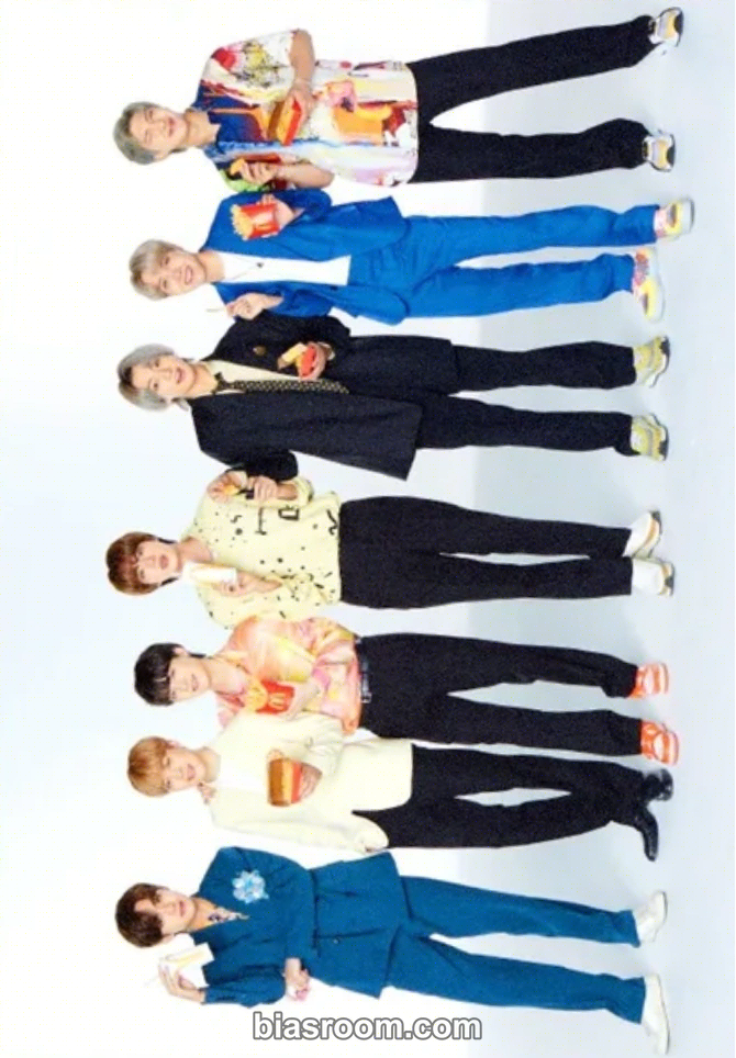 McDonald's Photocard - BTS - BTS K-pop photocard