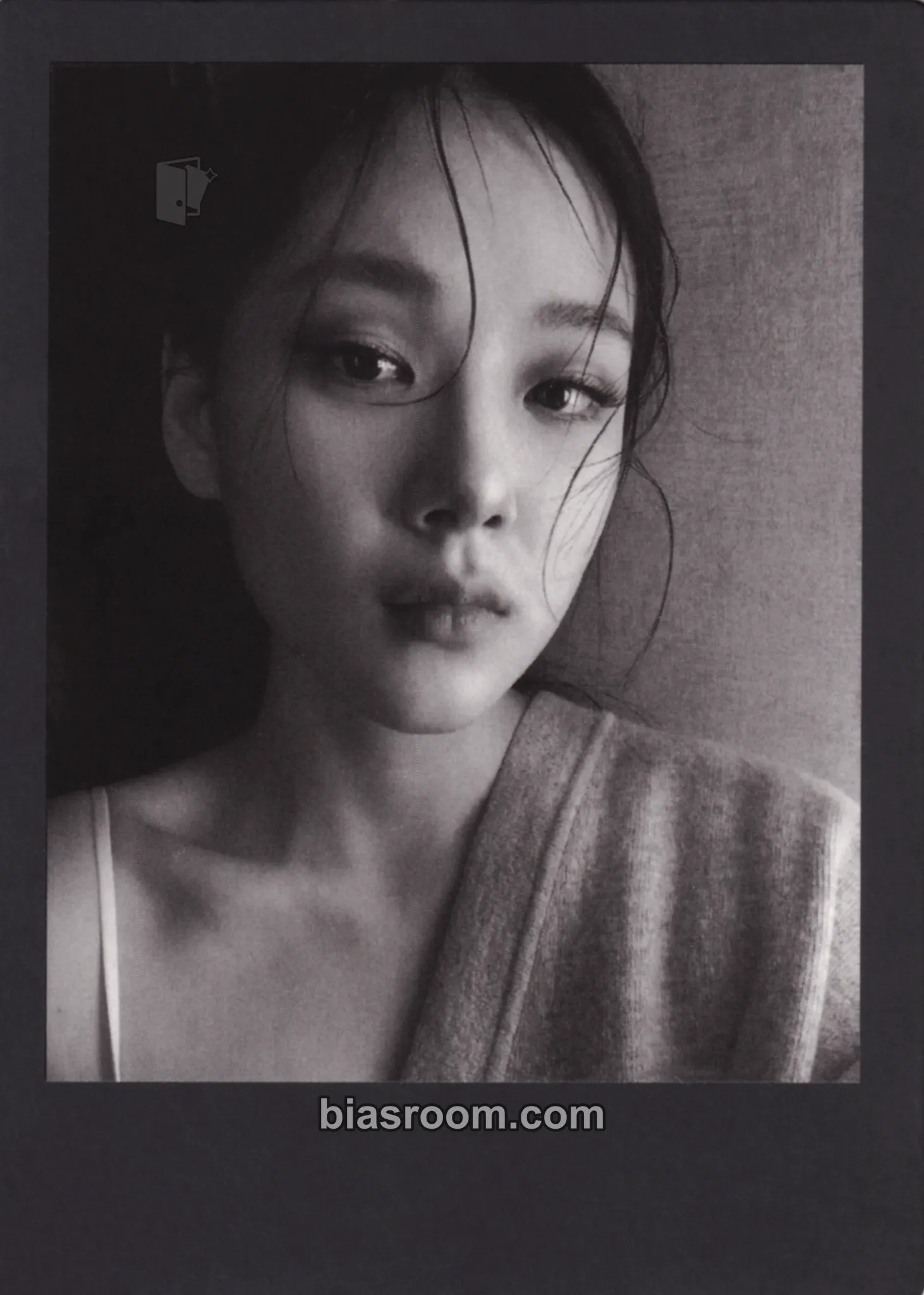 BIBI Life is a Bi… Photocard - BIBI K-pop photocard
