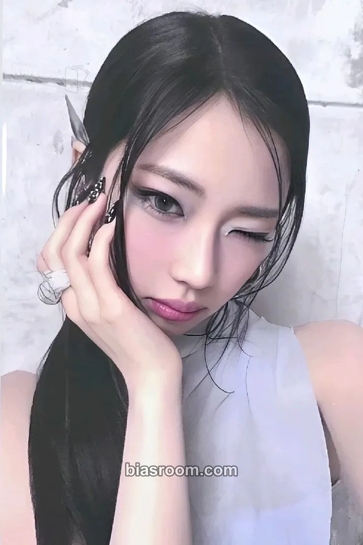 Ruka DRIP Photocard - BABYMONSTER - BABYMONSTER K-pop photocard