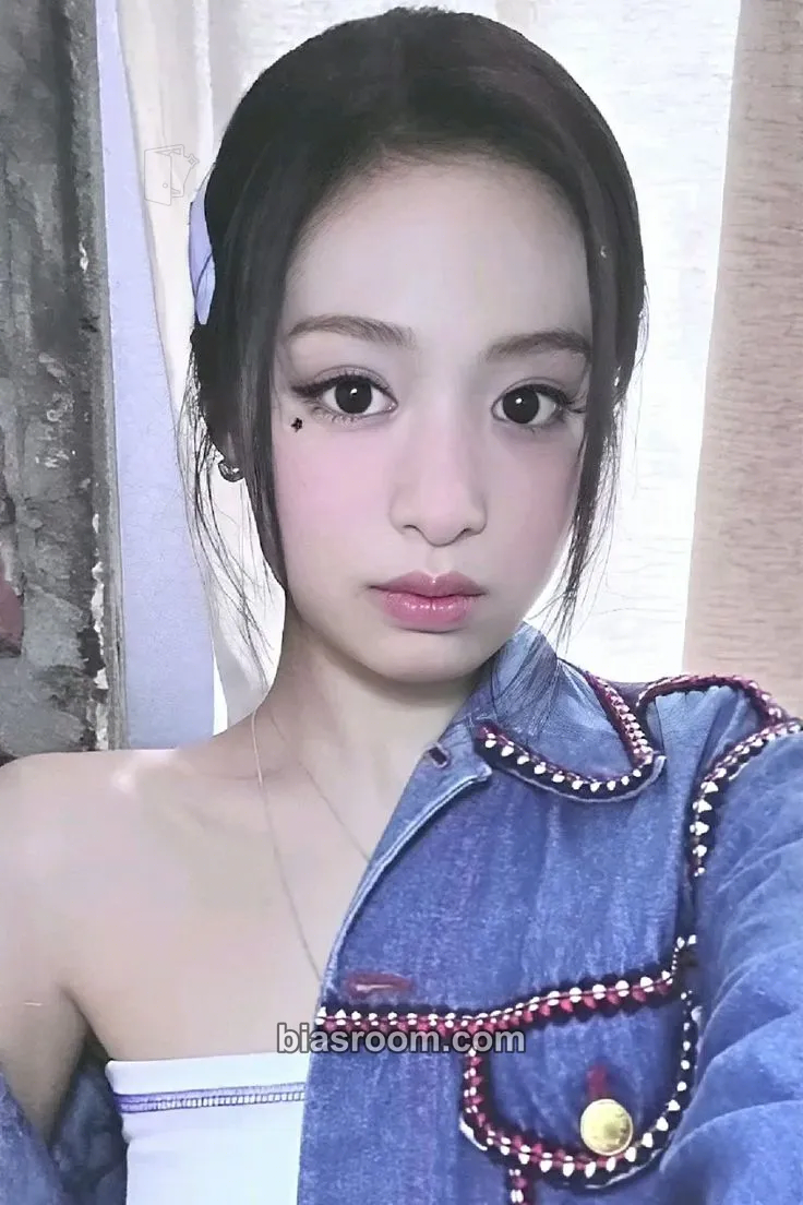 Ahyeon DRIP Photocard - BABYMONSTER - BABYMONSTER K-pop photocard