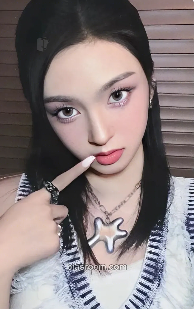 Chiquita DRIP Photocard - BABYMONSTER - BABYMONSTER K-pop photocard