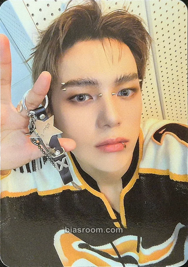 MONSTA X - Minhyuk - THE X Album album photocard photocard set md version