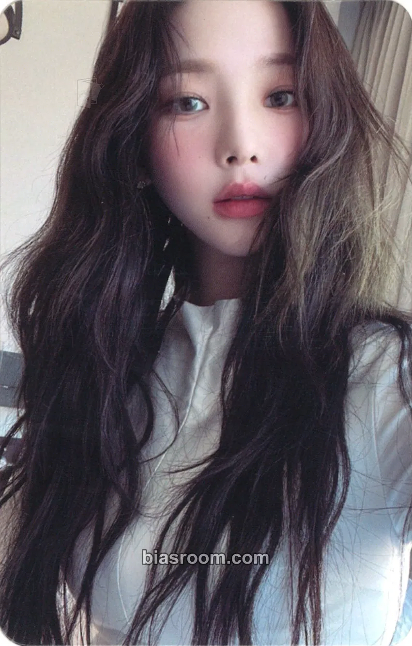 Karina My World Photocard - aespa - aespa K-pop photocard