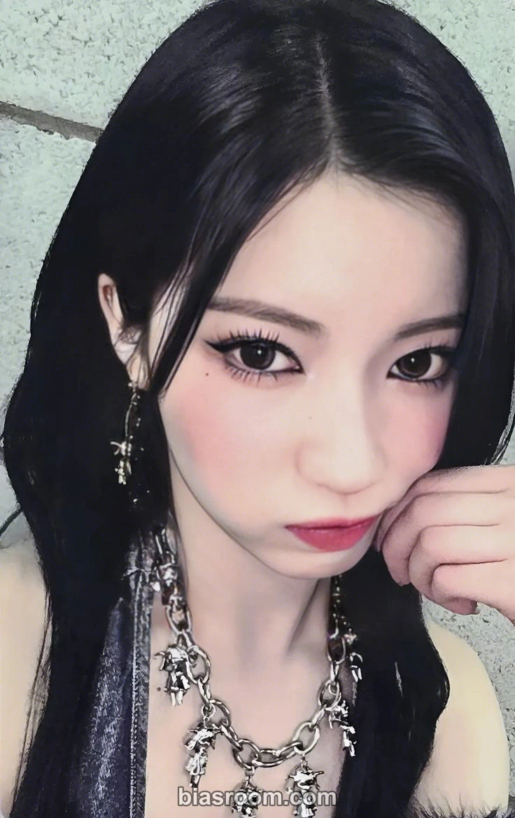 Asa DRIP Photocard - BABYMONSTER - BABYMONSTER K-pop photocard