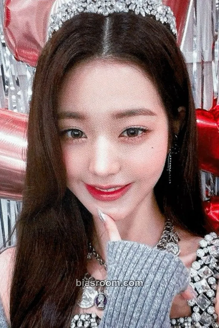 Wonyoung LOVE DIVE Photocard - IVE - IVE K-pop photocard