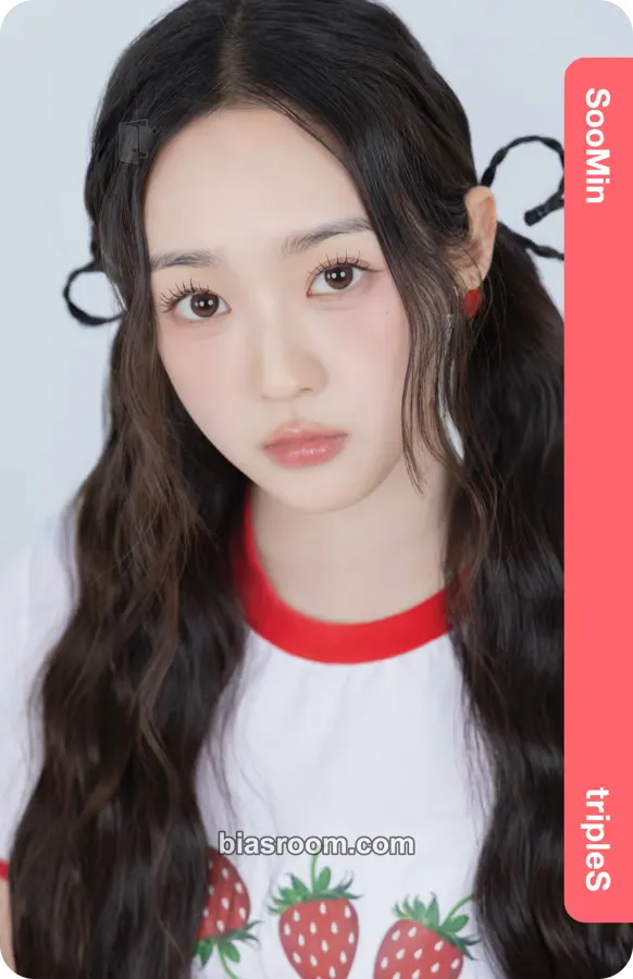 Soomin Atom02 Physical Objekts Photocard - tripleS - tripleS K-pop photocard