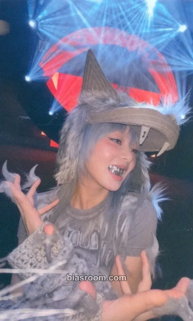 XG - Hinata - WOKE UP Album hmw