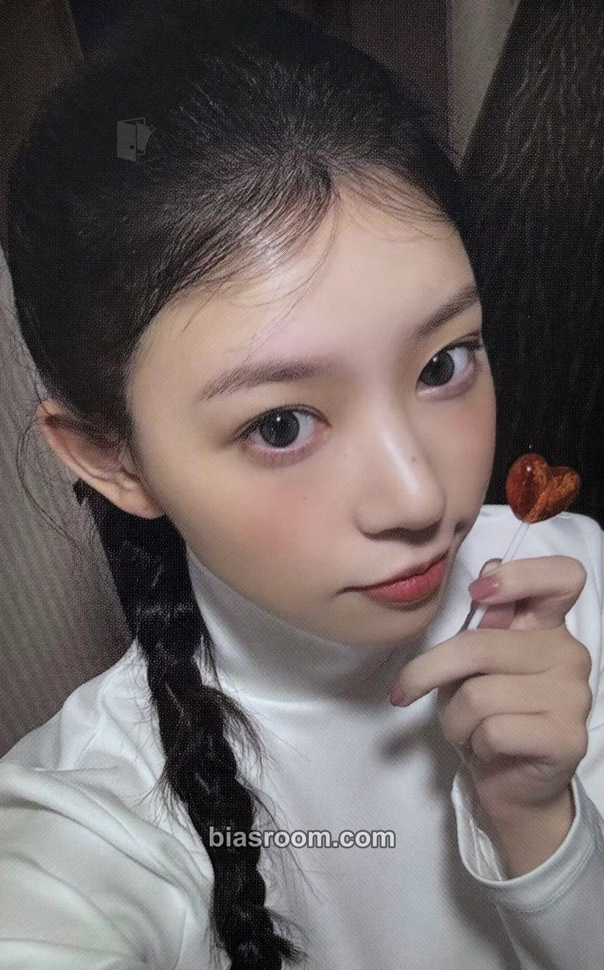 Moka SUPER REAL ME Photocard - ILLIT - ILLIT K-pop photocard