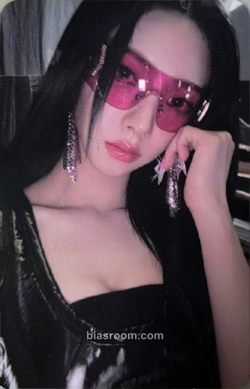 Karina Whiplash Photocard - aespa - aespa K-pop photocard