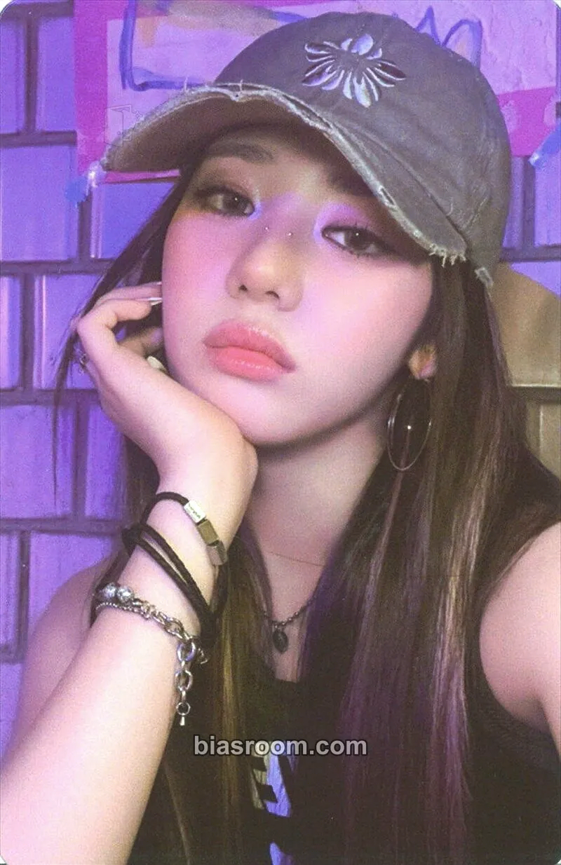Rora DRIP Photocard - BABYMONSTER - BABYMONSTER K-pop photocard