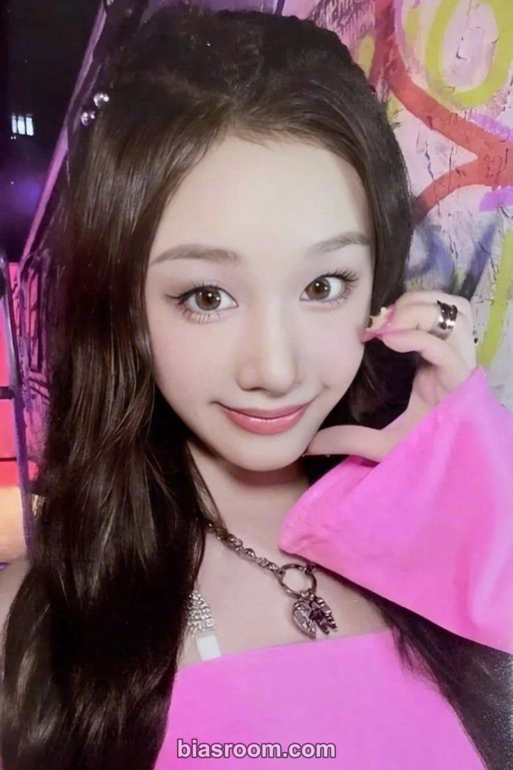 Pharita DRIP Photocard - BABYMONSTER - BABYMONSTER K-pop photocard