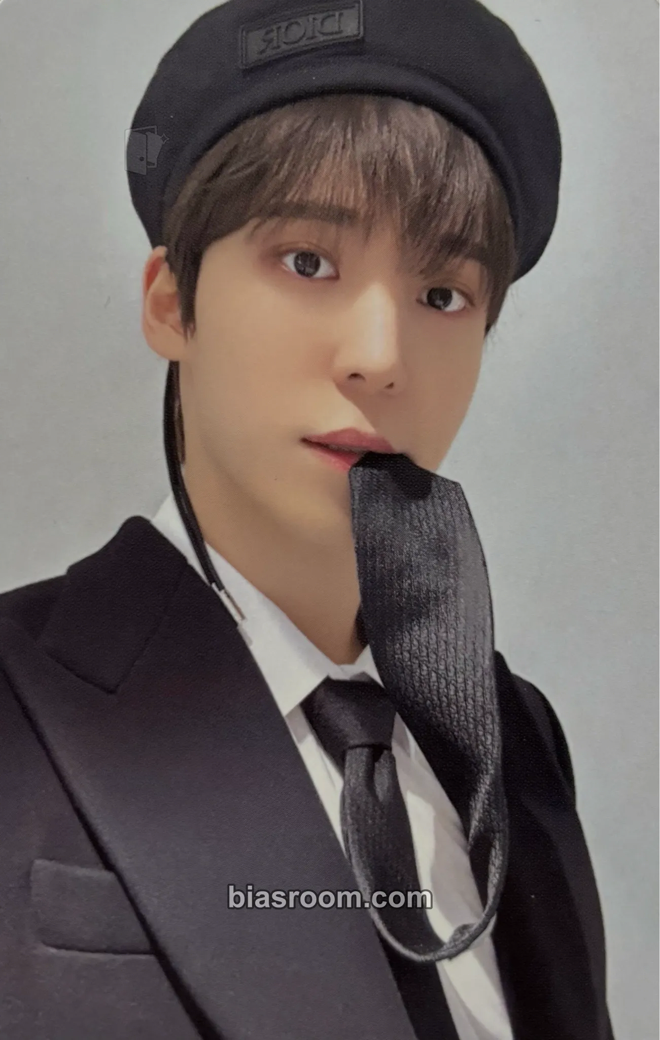Yunho GOLDEN HOUR : Part.1 Photocard - ATEEZ - ATEEZ K-pop photocard