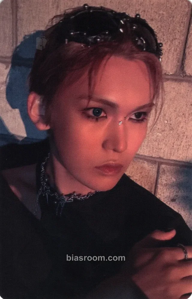 XLOV - Hyun - I ONE Album 1 ver.