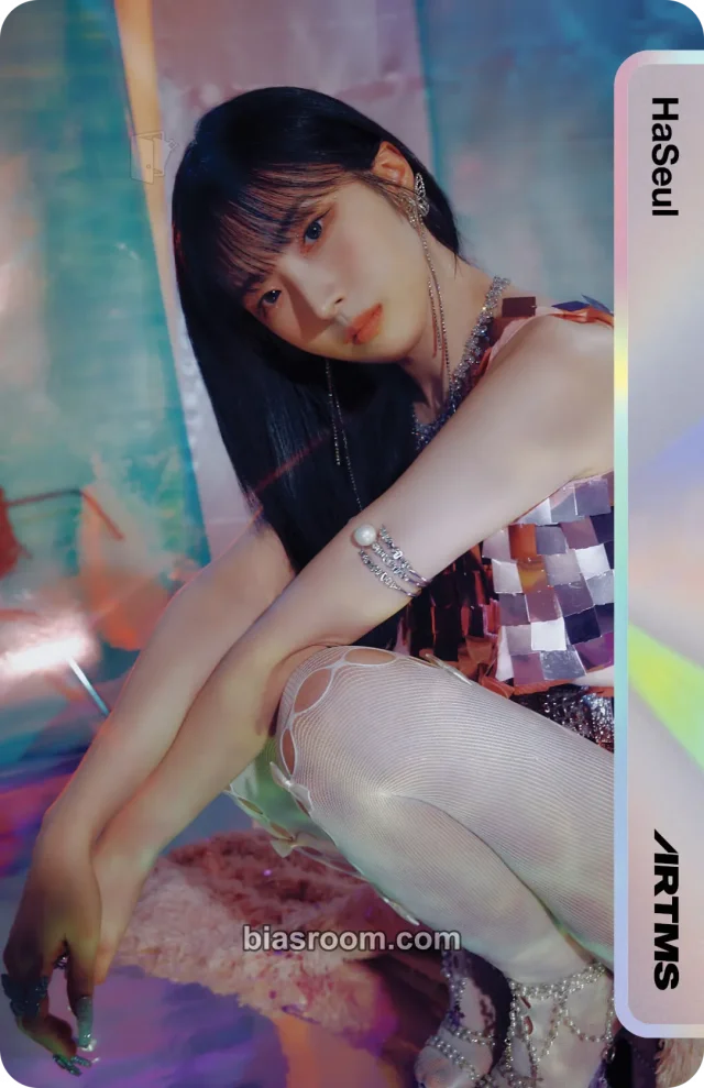 ARTMS - HaSeul - Dall Album album photocard objekt music album