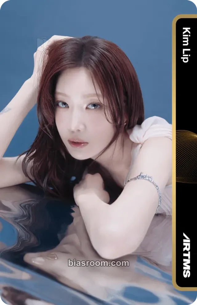 ARTMS - Kim Lip - Club Icarus Album album photocard objekt music album