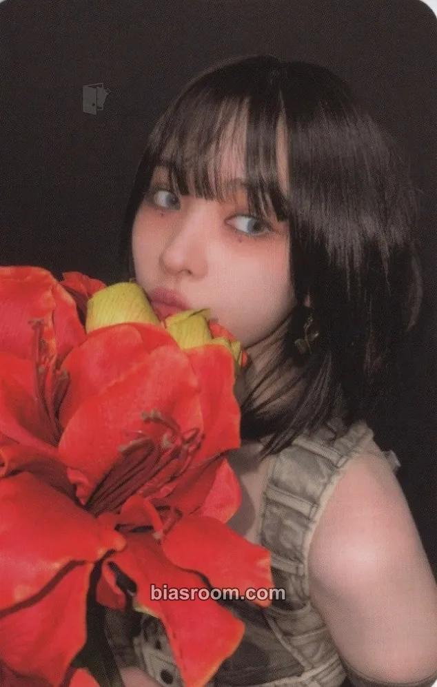 Ryujin BORN TO BE Photocard - ITZY - ITZY K-pop photocard