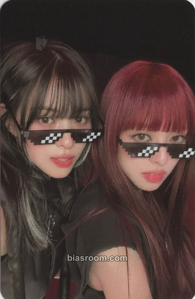 BORN TO BE Photocard - ITZY - ITZY K-pop photocard