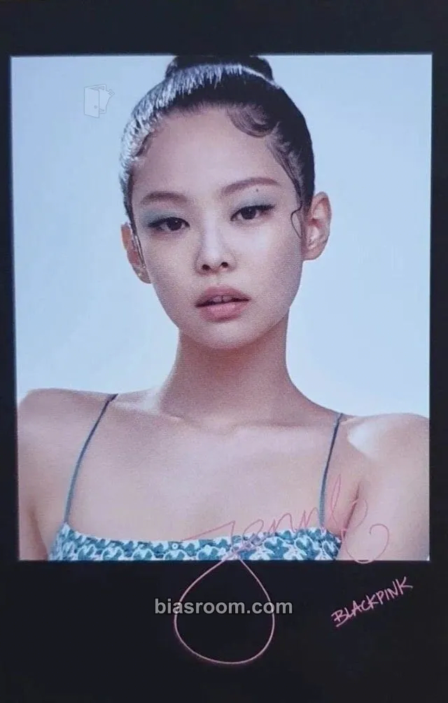 Jennie BORN PINK Photocard - BLACKPINK - BLACKPINK K-pop photocard