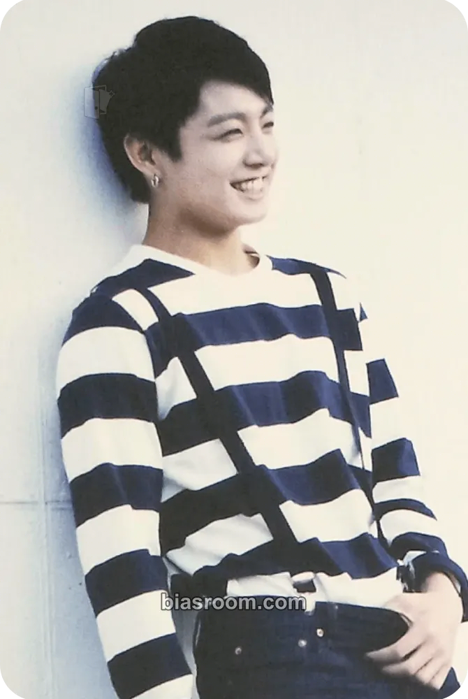 Jungkook 花樣年華 on Stage Photocard - BTS - BTS K-pop photocard