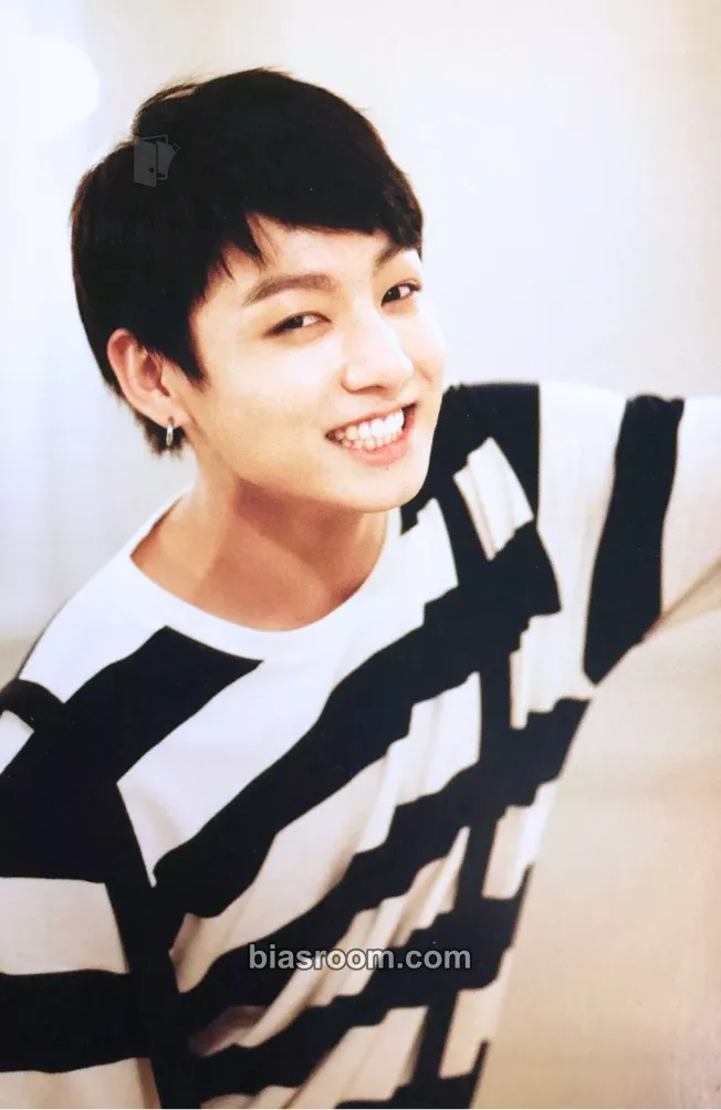 Jungkook 花樣年華 on Stage Photocard - BTS - BTS K-pop photocard