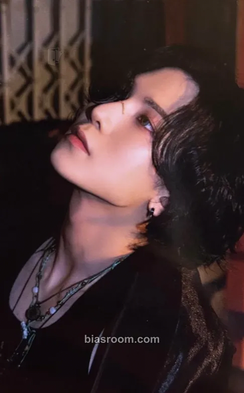 Yeosang THE WORLD EP.2 : OUTLAW Photocard - ATEEZ - ATEEZ K-pop photocard
