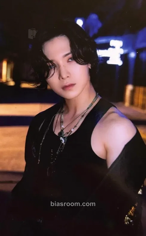 Yeosang THE WORLD EP.2 : OUTLAW Photocard - ATEEZ - ATEEZ K-pop photocard