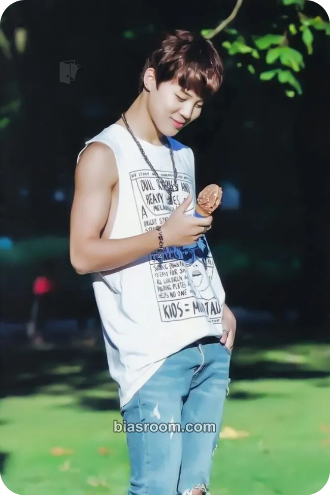 Jimin 2nd Muster - ZIP CODE : 17520 Photocard - BTS - BTS K-pop photocard