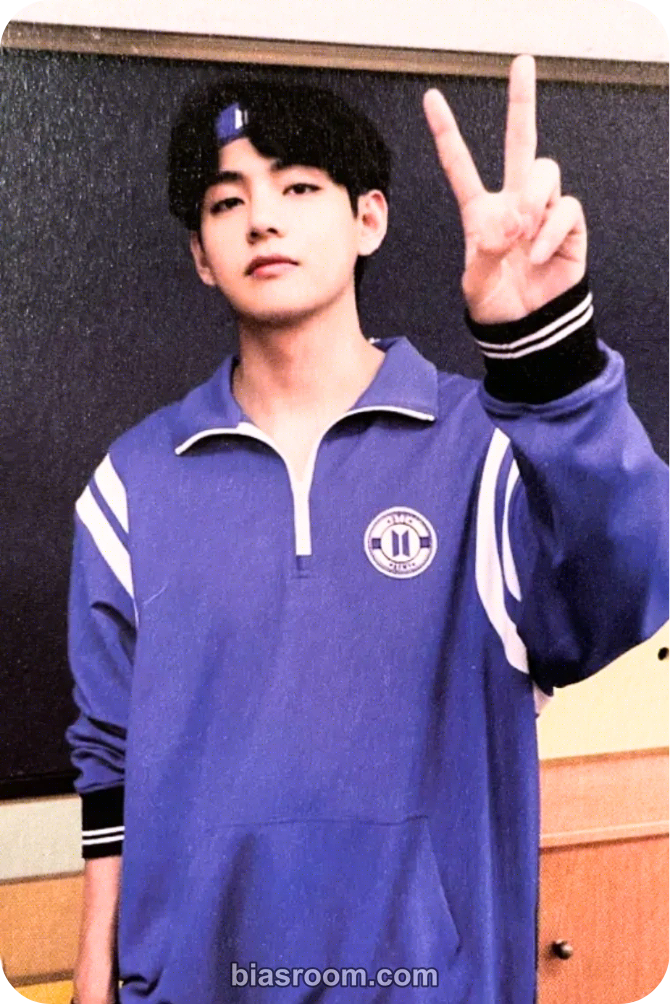 V BTS Photo-Folio (Me, Myself, And) Photocard - BTS - BTS K-pop photocard